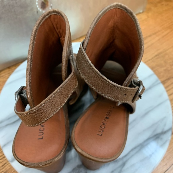 Lucky Brand | Open Toe Heels - Picture 4 of 11